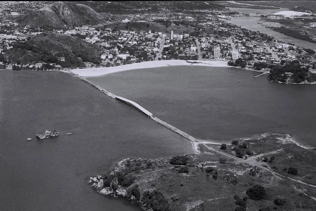 Praia do Canto em fotografia de acervo