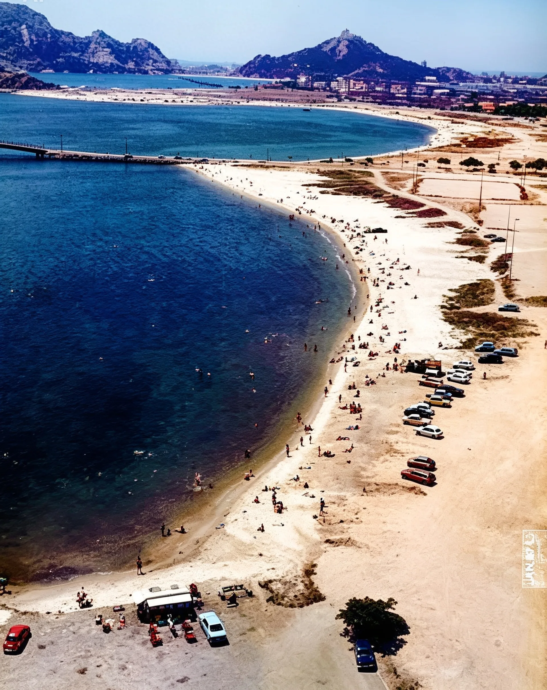Praia do Canto em fotografia histórica, 22 de 39