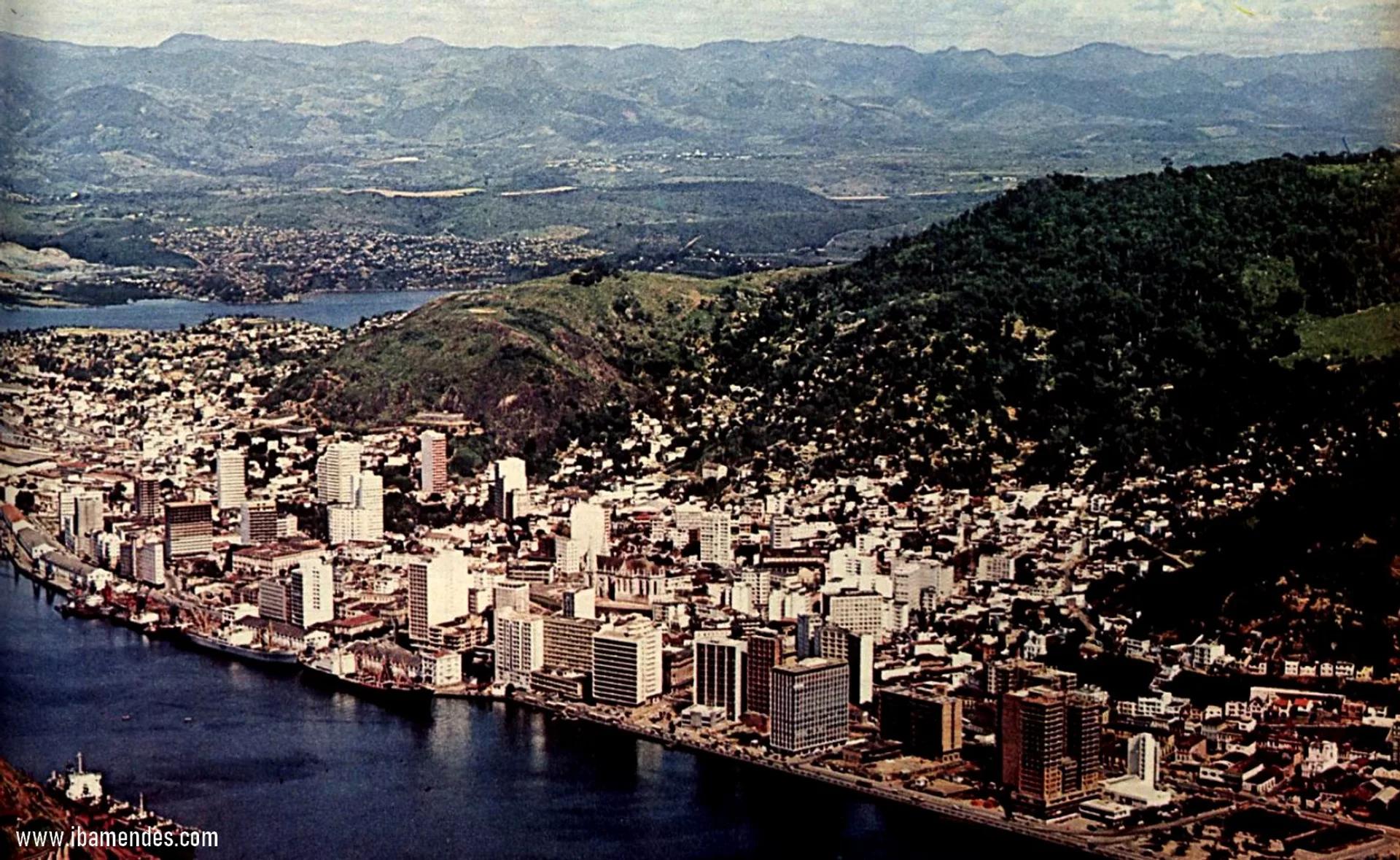 O Centro e o cais, antes dos aterros
